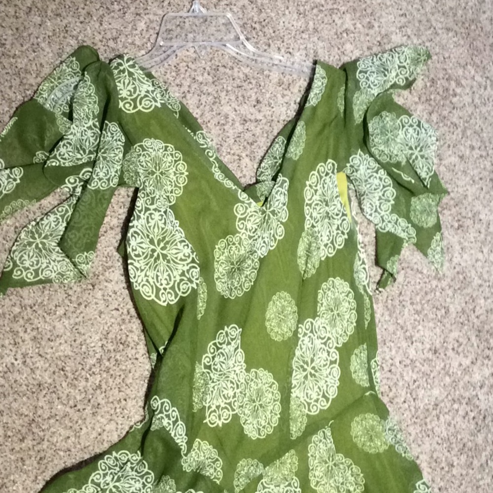 Dress - Picture 5 of 5